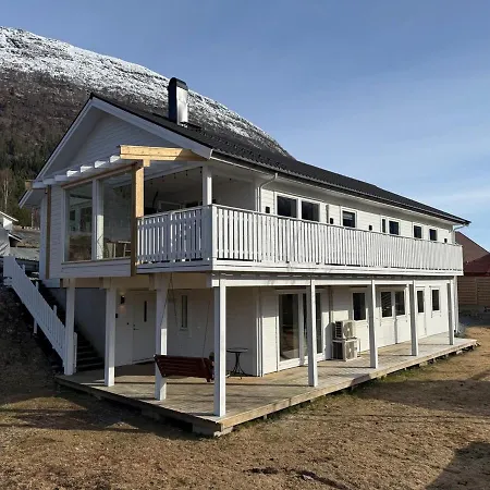 Fjord Horizon Holiday home